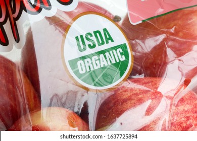 Portland, Oregon, USA - Jan 23, 2020: USDA Organic Label Is Seen On A Bag Of Gala Apples.