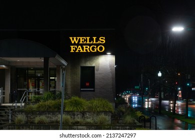 Portland, Oregon, USA - March 14, 2022: Wells Fargo bank building in  Beaverton, Oregon