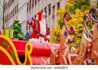 Portland, Oregon, USA - November 25, 2016: Santa Claus In The Annual My Macy's Holiday Parade Across Portland Downtown.