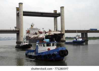 Porto Alegre, August 21, 2006.
Getúlio Vargas Drawbridge. Oil Tanker Passing Under The Drawbridge On The Guaiba River, In The City Of Porto Alegre, Brazil.