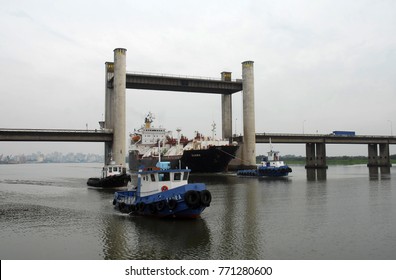 Porto Alegre, August 21, 2006.
Getúlio Vargas Drawbridge. Oil Tanker Passing Under The Drawbridge On The Guaiba River, In The City Of Porto Alegre, Brazil.