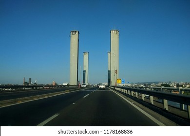 Porto Alegre, Rio Grande Do Sul/Brazil - September 7, 2018: Ponte Getúlio Vargas Is A Lifting Bridge Over Guaíba Lake. The Bridge Is Located In Porto Alegre City, South Of Brazil.