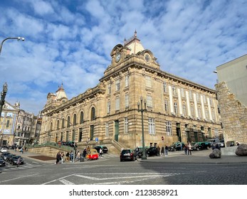 Porto, Portugal - February 12 2022. Stunning Street View Of The Famous São Bento Railway Station Architecture Building And Urban Roads