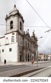 Porto, Portugal - June 03 2018: The Church Of The Discalced Carmelites Is A Former 1600s Convent With A Lavish, Gilded Nave, Attached To The Church Of Carmo By A Tiny House.

