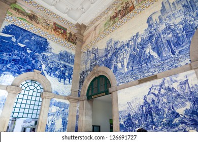 PORTO, PORTUGAL - JUNE 28:SÃ?Â£o Bento Railway Station Of Porto On June 28, 2012. The Historical Station Is Known For Its Tile (azulejo) Panels That Depict Scenes Of The History Of Portugal