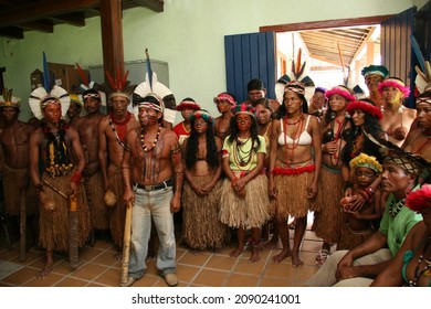 Porto Seguro, Bahia, Brazil - February 27, 2008: Indigenous People Of Etinia Pataxo During A Protest In Health Services For Their Village In The South Of Bahia.