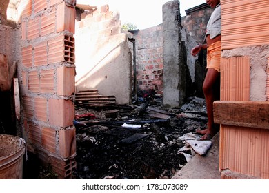 Porto Seguro, Bahia / Brazil - June 11, 2010: Ruins Of A House Indicted By A Drug Dealer In The Baianao Neighborhood In The City Of Porto Seguro, In Southern Bahia.
