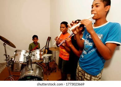 Porto Seguro, Bahia / Brazil - October 17, 2009: Teenagers Are Seen During Music Class At A Non-governmental Organization In The City Of Porto Seguro. 