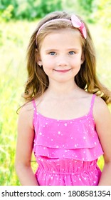 Portrait Adorable Smiling Little Girl Child Stock Photo 1808581354 ...