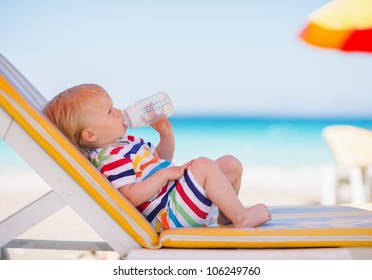 Bebe Plage Images Stock Photos Vectors Shutterstock