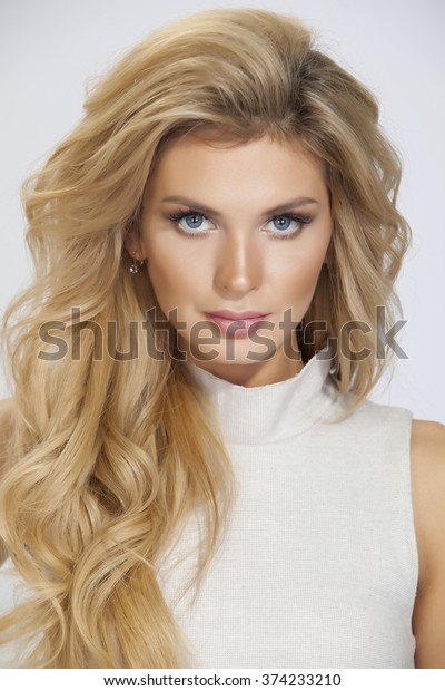 Beautiful Blonde Women Photos