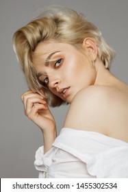 Short Hair Blonde Images Stock Photos Vectors Shutterstock