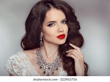 red lip bride