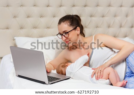 breast feeding 3 month old Breast feeding 3 month old