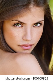 Portrait Beautiful Sexy Girls Dark Hair Stock Photo 100709935 ...