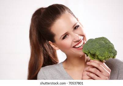 Person Eating Broccoli Stock Images, Royalty-Free Images & Vectors ...