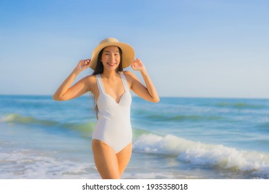 Gebruind strand beauty bikini Images, Stock Photos Vectors | Shutterstock