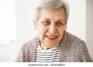 Portrait Cheerful Elderly Woman Gray Hair Stock Photo 2031258023 ...