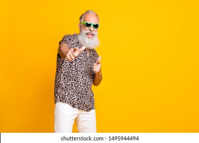 Portrait of crazy retired funny long bearded old man in eyewear eyeglasses brand feel crazy modern cool scream hey you wear leopard shirt shorts isolated over yellow background