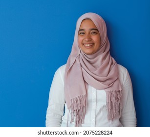 Portrait Of Female Arab Teen Wearing Modern Urban Student Look