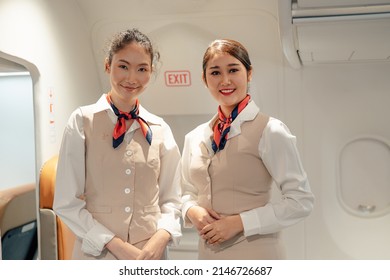 2,985 Airline check in attendant Images, Stock Photos & Vectors ...