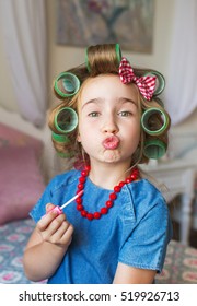 7,899 Girl duck face Images, Stock Photos & Vectors | Shutterstock