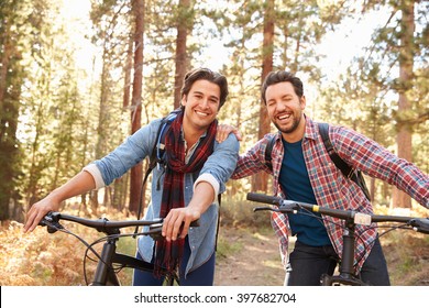 gay men cruising for eex in the woods