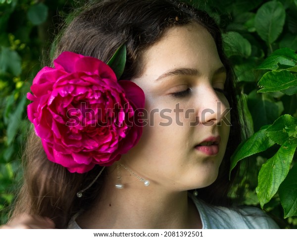 Portrait Girl Red Peony Her Hair Stock Photo 2081392501 | Shutterstock