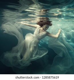 Portrait Girl White Dress Under Water Stock Photo 1285875619 | Shutterstock