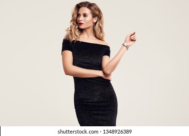 lady with the black dress