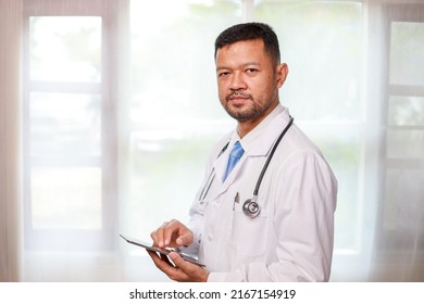 Portrait Handsome Man Doctor Hospital Background Stock Photo 2167154919 ...