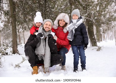 Family in the Snow Images, Stock Photos & Vectors | Shutterstock