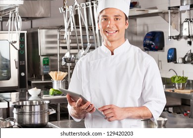 11,606 Computer chef Images, Stock Photos & Vectors | Shutterstock