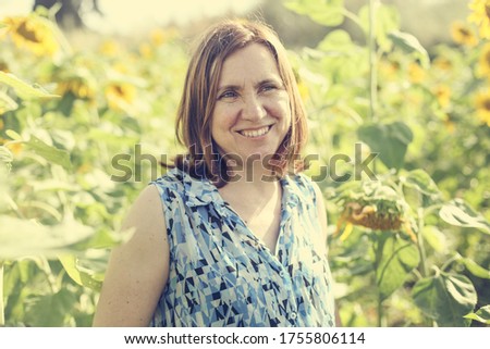 Similar – Foto Bild Portrait einer jungen Frau im Bambus Dschungel