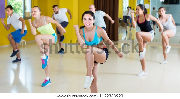 classi zumba per perdere peso reggaeton