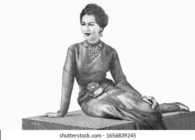 Portrait Of Her Majesty Queen Sirikit In Thai Boromphiman Costume. Portrait From Thailand Banknotes. 