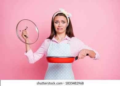 Portrait Of Her She Nice Attractive Pretty Funky Brown-haired Housewife Learning Cooking National Cuisine Lunch Fail Failure Self Isolation Quarantine Isolated Over Pink Pastel Color Background