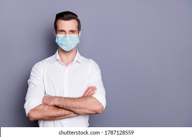 Portrait Of His He Attractive Healthy Virile Guy Agent Broker Employer Wearing Safety Gauze Mask Folded Arms Influenza Viral Disease Prevention Pandemia Stay Home Isolated Over Gray Color Background