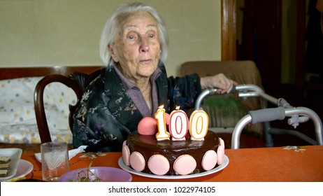 Portrait Hundred Years Old Woman Centenarian Stock Photo (Edit Now ...