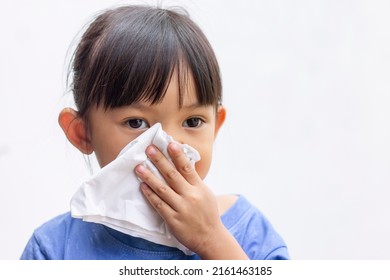 2,166 Asian girl runny nose Images, Stock Photos & Vectors | Shutterstock