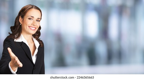 1,599 Real Estate Agent Welcoming Stock Photos, Images & Photography |  Shutterstock