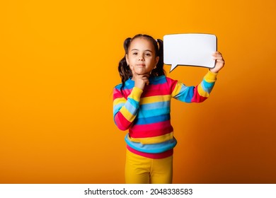 786 Little girl with speech cloud Images, Stock Photos & Vectors ...