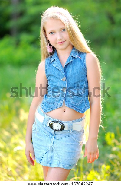 Portrait Little Girl Outdoors Summer Stock Photo 157042247 | Shutterstock