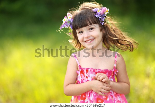 Portrait Little Girl Outdoors Summer Stock Photo 204696217 | Shutterstock