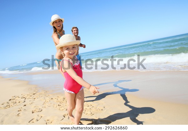 Portrait Little Girl Running On Beach Stock Photo 292626860 | Shutterstock