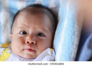 Bebe Souriant Images Stock Photos Vectors Shutterstock