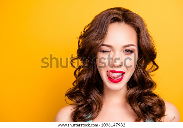 Photo De Stock Portrait Dune Belle Fille Sexuelle Avec 1096147982 Shutterstock 