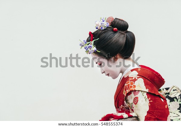 京都祗园舞子艺妓的肖像库存照片 立即编辑