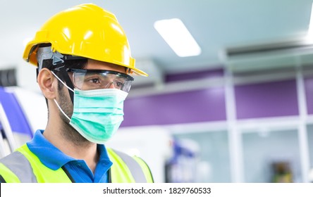 4,741 Safety glasses employees Images, Stock Photos & Vectors ...