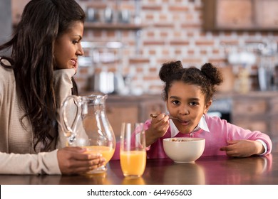 22,420 Child has breakfast Images, Stock Photos & Vectors | Shutterstock